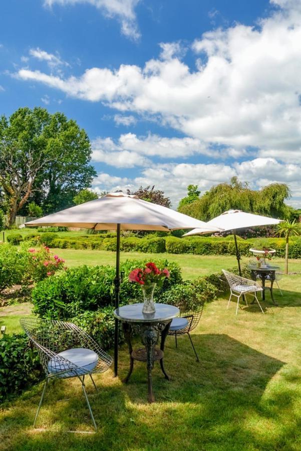 Cedar House Boutique B&B Burton  Экстерьер фото