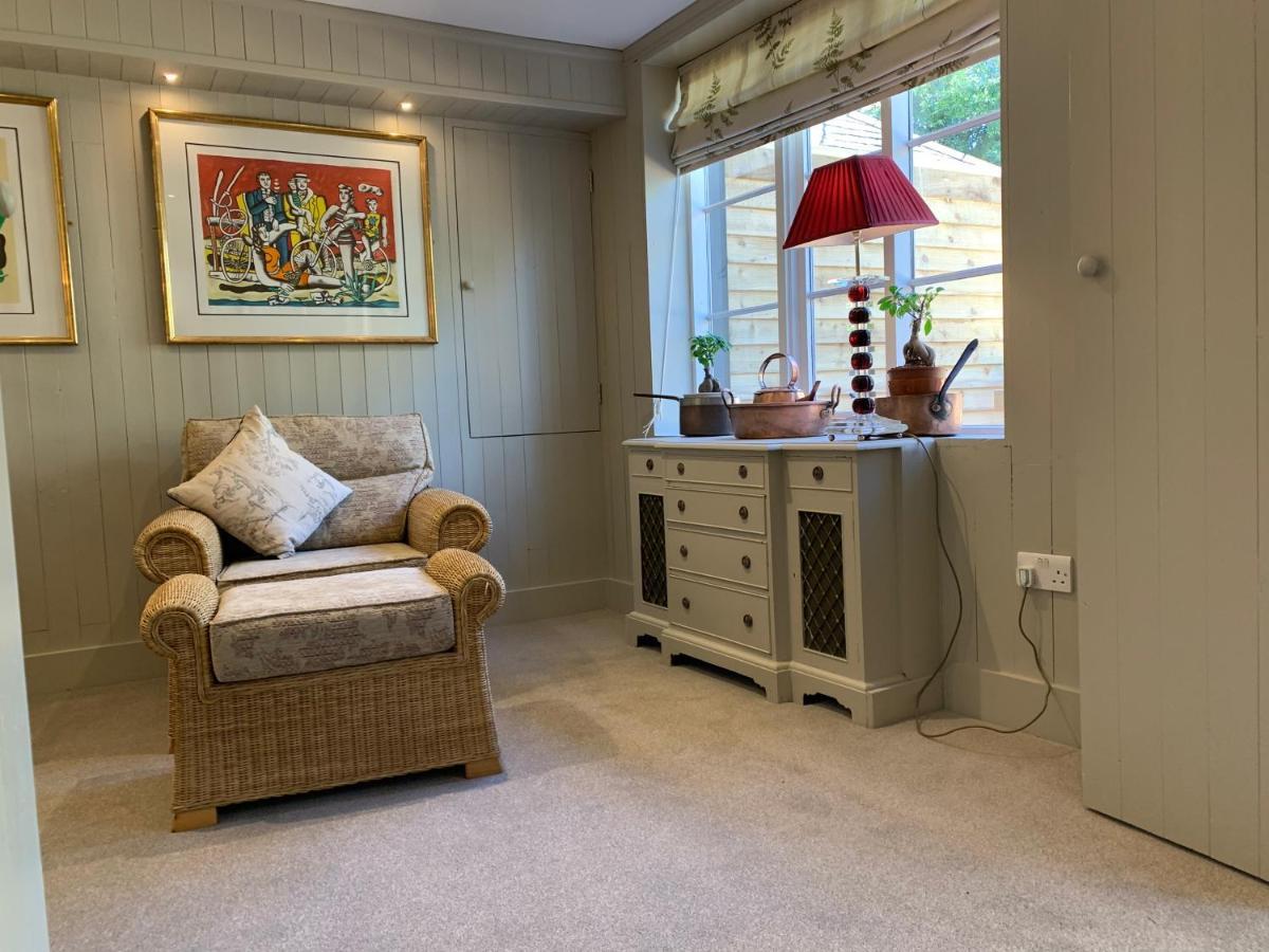 Cedar House Boutique B&B Burton  Экстерьер фото