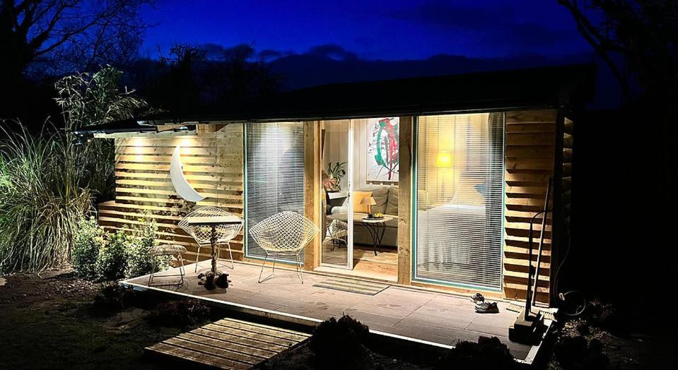 Cedar House Boutique B&B Burton  Экстерьер фото